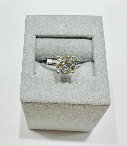 14K WHITE GOLD LAB GROWN DIAMOND RING VS-  2.04CT   2.72gm