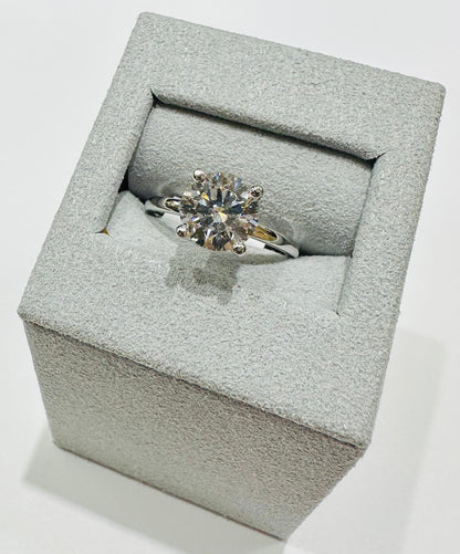 14K WHITE GOLD LAB GROWN DIAMOND RING VS-  2.04CT   2.72gm