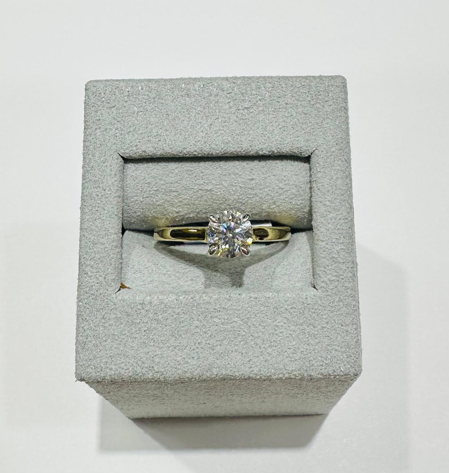 14K GOLD LAB GROWN DIAMOND RING-  0.97CT