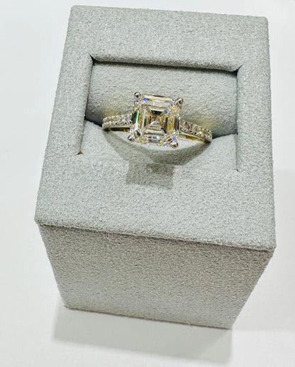 14K GOLD LAB GROWN DIAMOND RING-  3.40CT    2.60gm