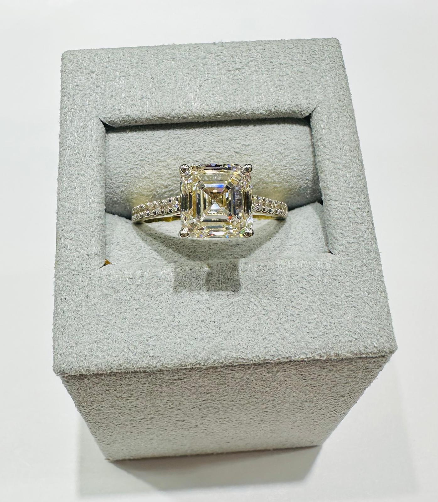 14K GOLD LAB GROWN DIAMOND RING-  3.40CT    2.60gm