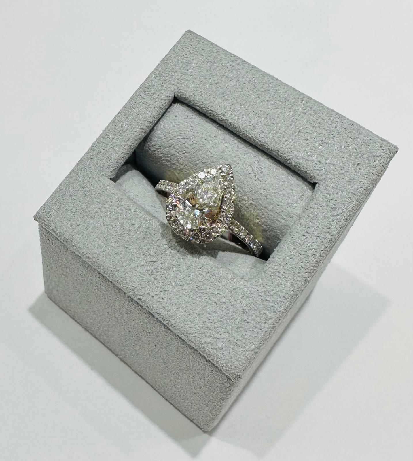 14K GOLD LAB GROWN DIAMOND PEAR RING VS-  1.70TC/CT1.08