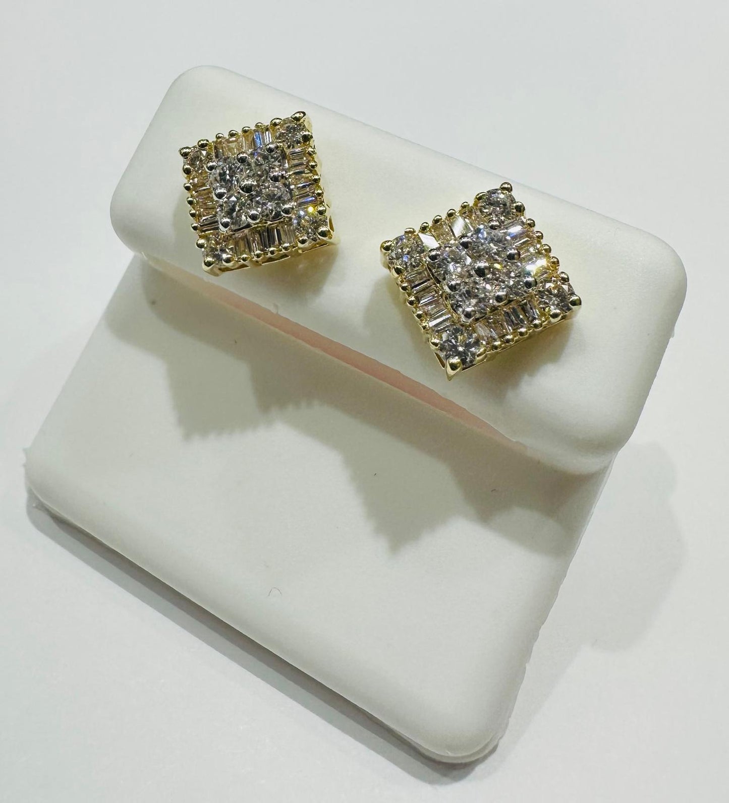 10K GOLD LAB GROWN DIAMOND EARRINGS VS- 1.11CTW