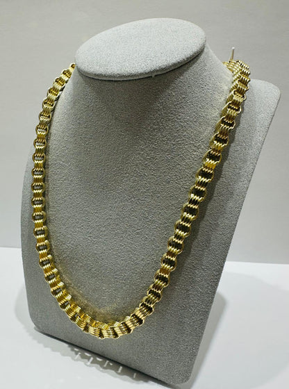 10K SOLID GOLD BOX BYZANTINE CHAIN NECKLACE- WEIGHT:  29.2gm   28"  6.02mm