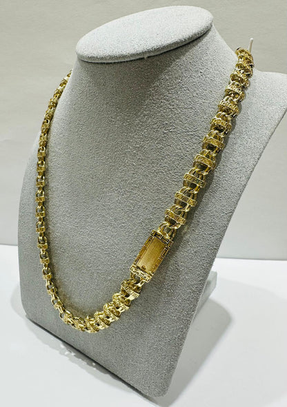10K GOLD VERSACE T-BONE LINK CHAIN- WEIGHT:  59.4gm   24"   8.05mm