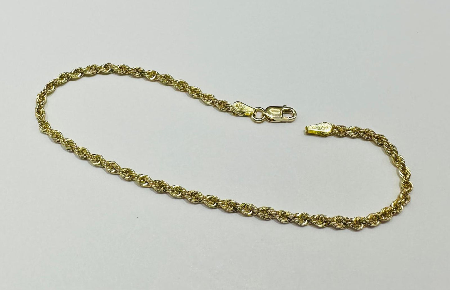 10K GOLD ROPE BRACELET- WEIGHT:  1.3gm   7.5"   2.15mm