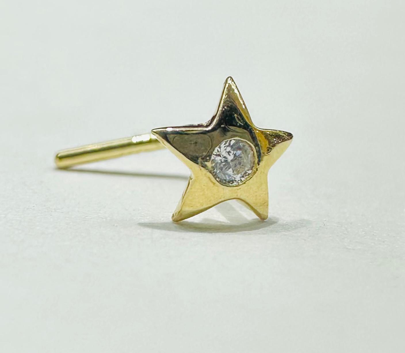 14K GOLD STAR NOSE RING