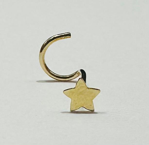 14K GOLD STAR NOSE RING