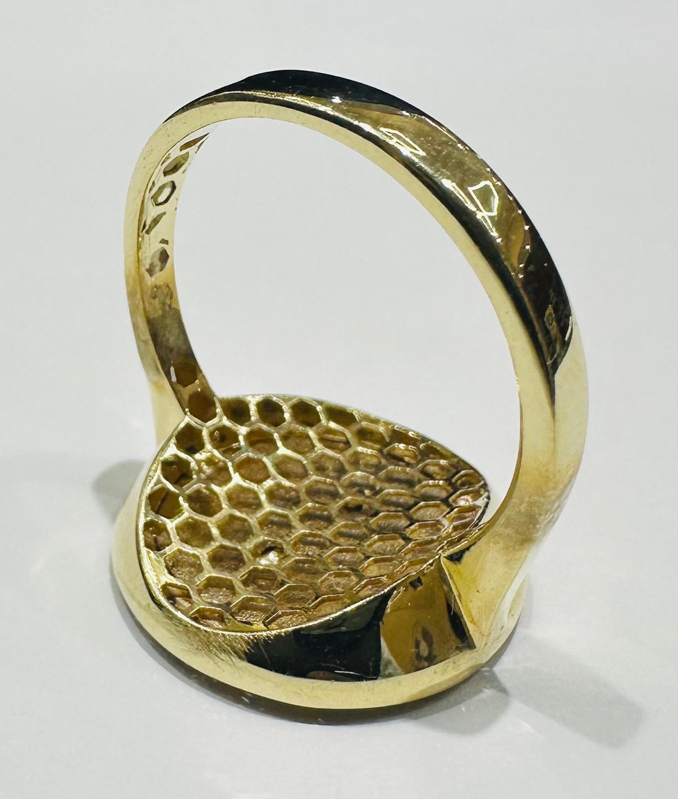 10K GOLD INFINITY RING WITH CZ STONES- WEIGHT: 4.0gm