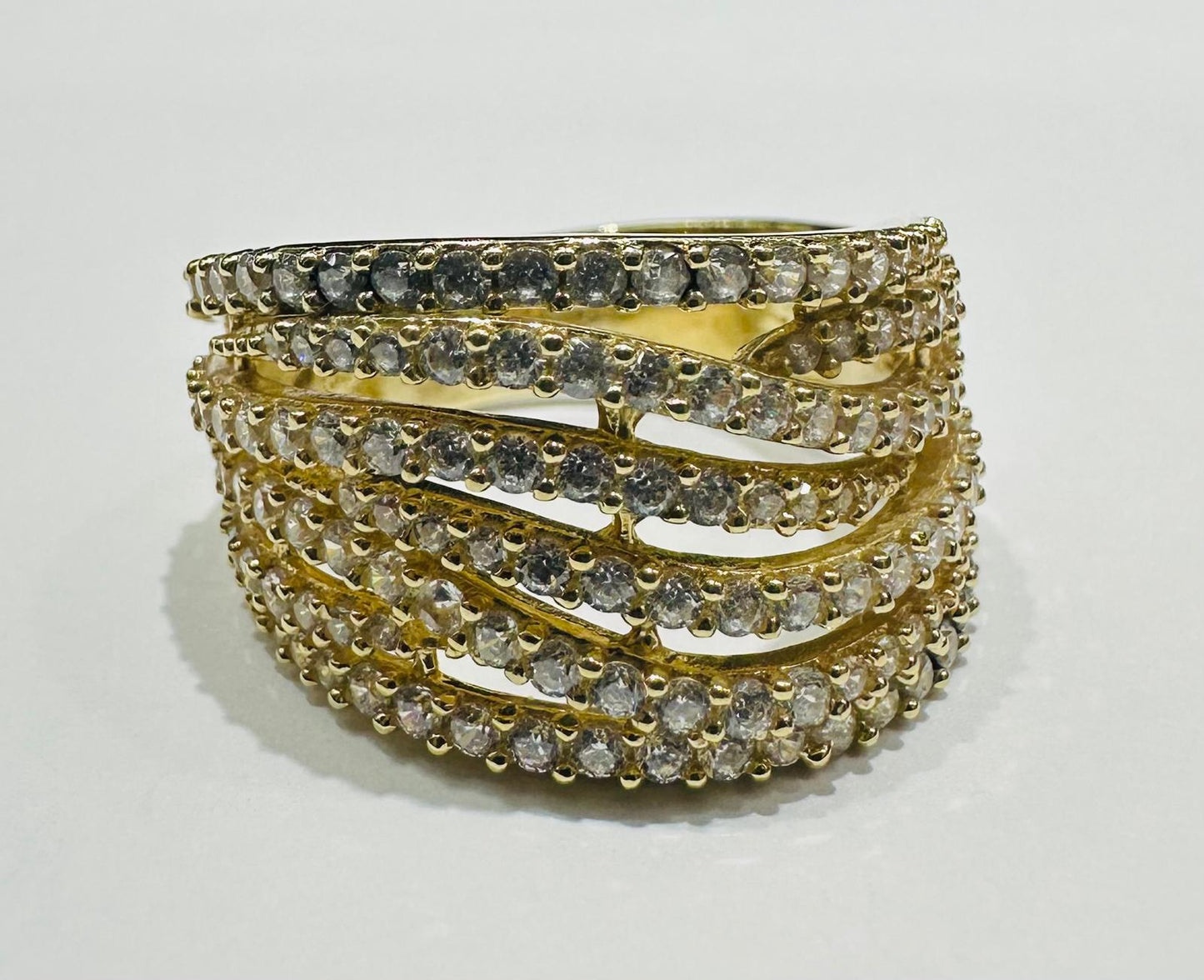 10K GOLD RING WITH CZ STONES- WEIGHT:  6.5gm