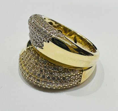 10K GOLD RING WITH CZ STONES- WEIGHT:  7.5gm