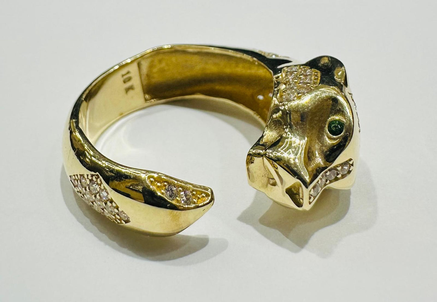 10K GOLD PANTHER RING WITH CZ STONES- WEIGHT:  4.3gm