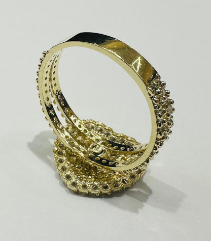 10K GOLD HEART RING WITH CZ STONES- WEIGHT:  2.8gm