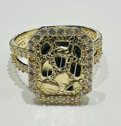 10K GOLD NUGGET RING WITH CZ STONES- WEIGHT:  2.8gm