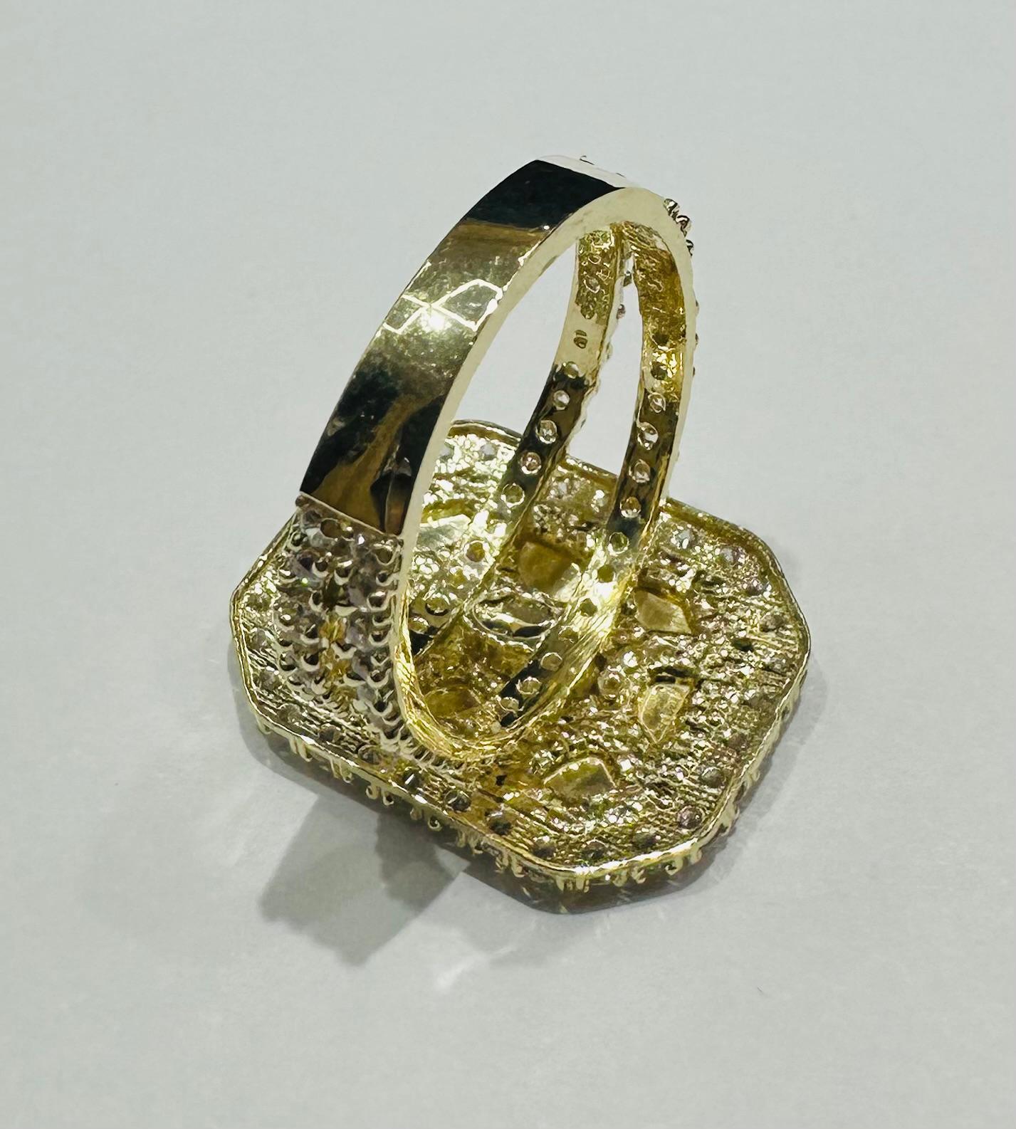 10K GOLD NUGGET RING WITH CZ STONES- WEIGHT:  4.2gm