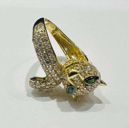 10K GOLD GREEN EYE PANTHER RING WITH CZ STONES- WEIGHT:  5.8gm