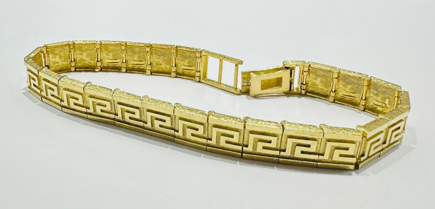 10K GOLD VERSACE LINK BRACELET- WEIGHT:  22.2gm   8"   9.55mm