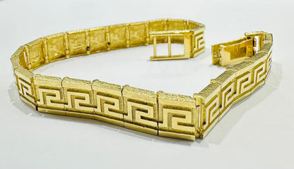 10K GOLD VERSACE LINK BRACELET- WEIGHT:  22.2gm   8"   9.55mm