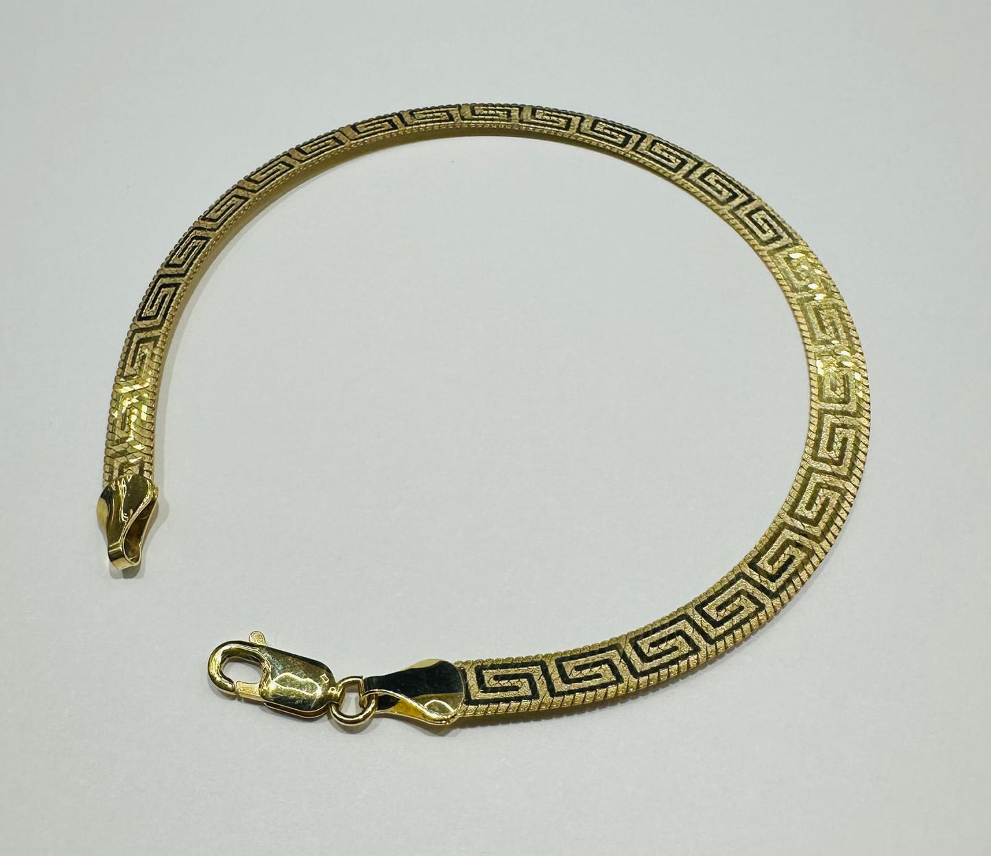 10K GOLD GUCCI DESIGN BRACELET- WEIGHT:  5.2gm
