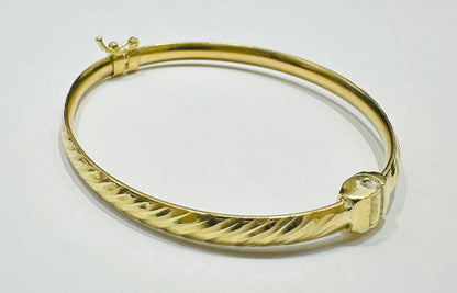 10K GOLD BANGLE BRACELET- WEIGHT:  4.9gm