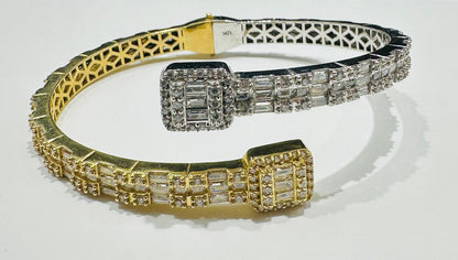 10K GOLD TWO TONED BRACELET WITH CZ STONES- WEIGHT:  20.8gm