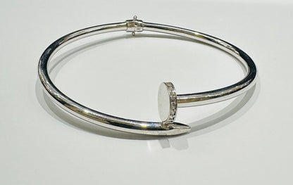 10K WHITE GOLD NAIL BRACELET- WEIGHT:  6.7gm