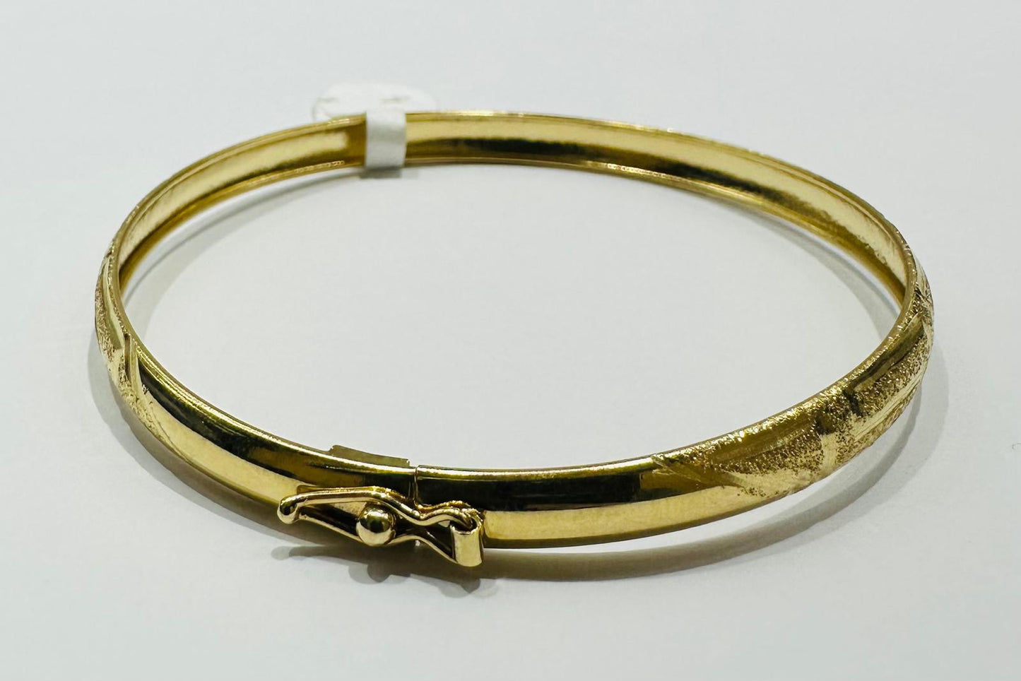14K GOLD BANGLE BRACELET- WEIGHT:  5.0gm