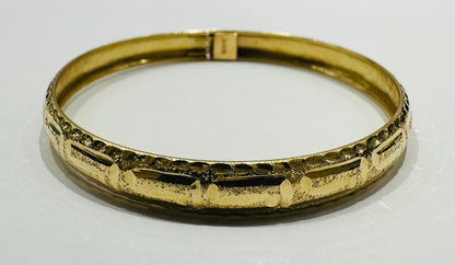 14K GOLD BANGLE BRACELET- WEIGHT:  6.5gm