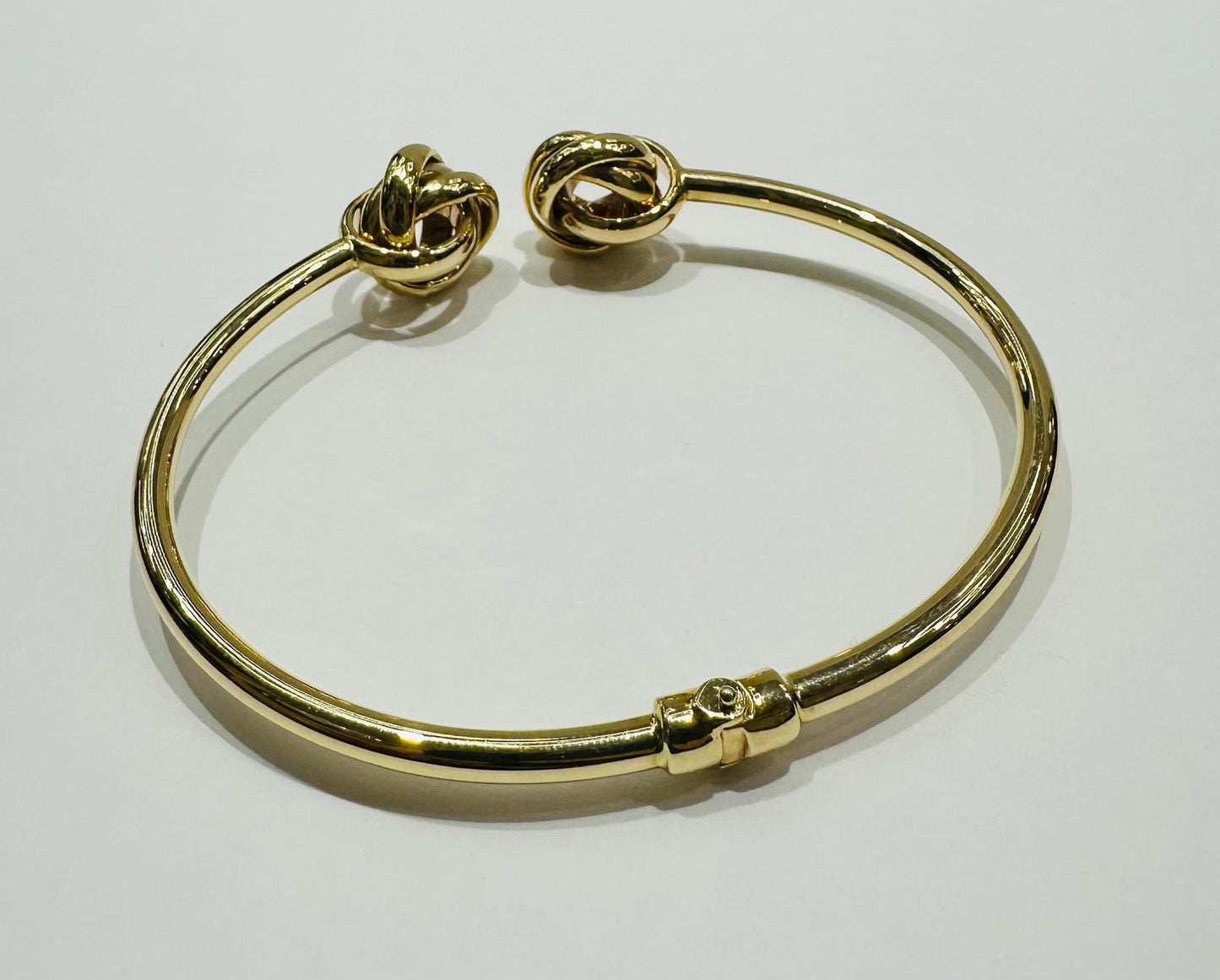 14K GOLD BANGLE BRACELET- WEIGHT:  10.4gm