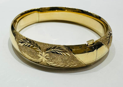14K GOLD BANGLE BRACELET- WEIGHT:  21.6gm