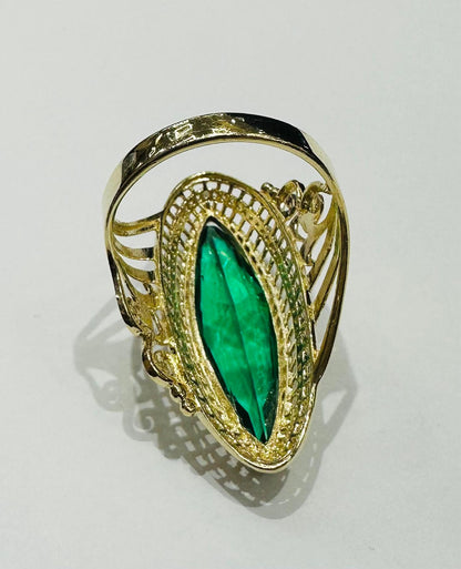 14K GOLD VINTAGE ITALIAN RING - WEIGHT: 4.8gm