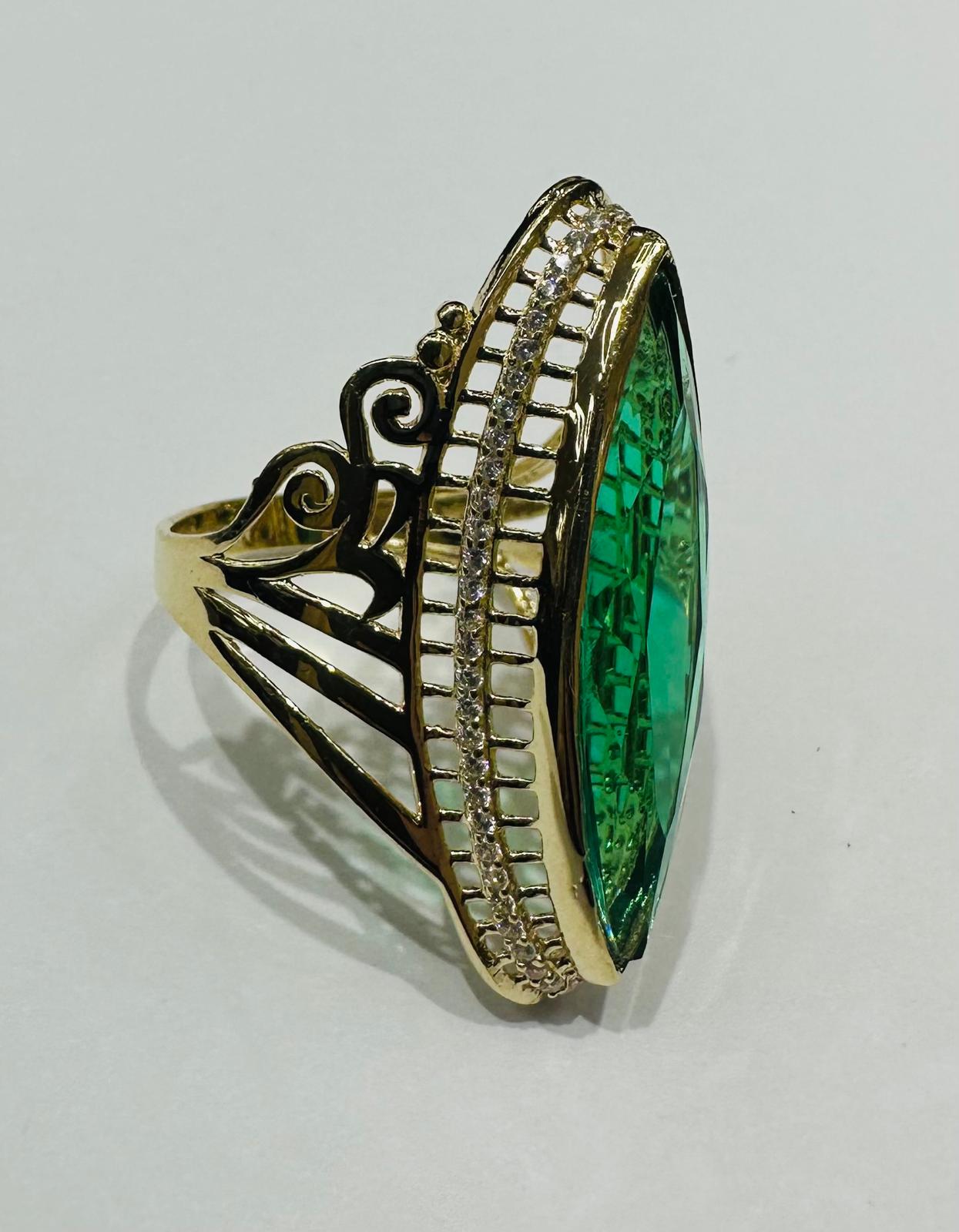 14K GOLD VINTAGE ITALIAN RING - WEIGHT: 4.8gm