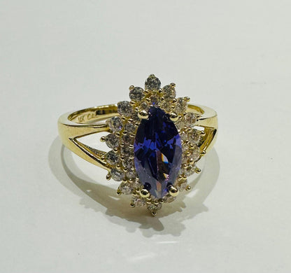 14K GOLD AMETHYST RING - WEIGHT:  3.8gm