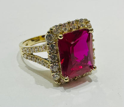 14K GOLD RUBY RING - WEIGHT: 7.4gm