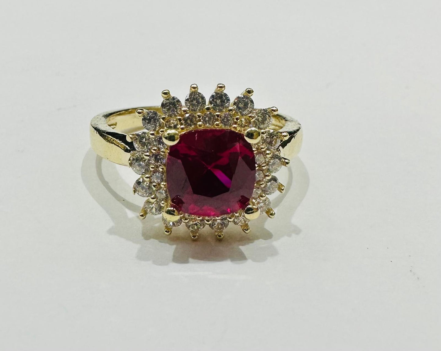 14K GOLD RUBY RING - WEIGHT: 4.0gm