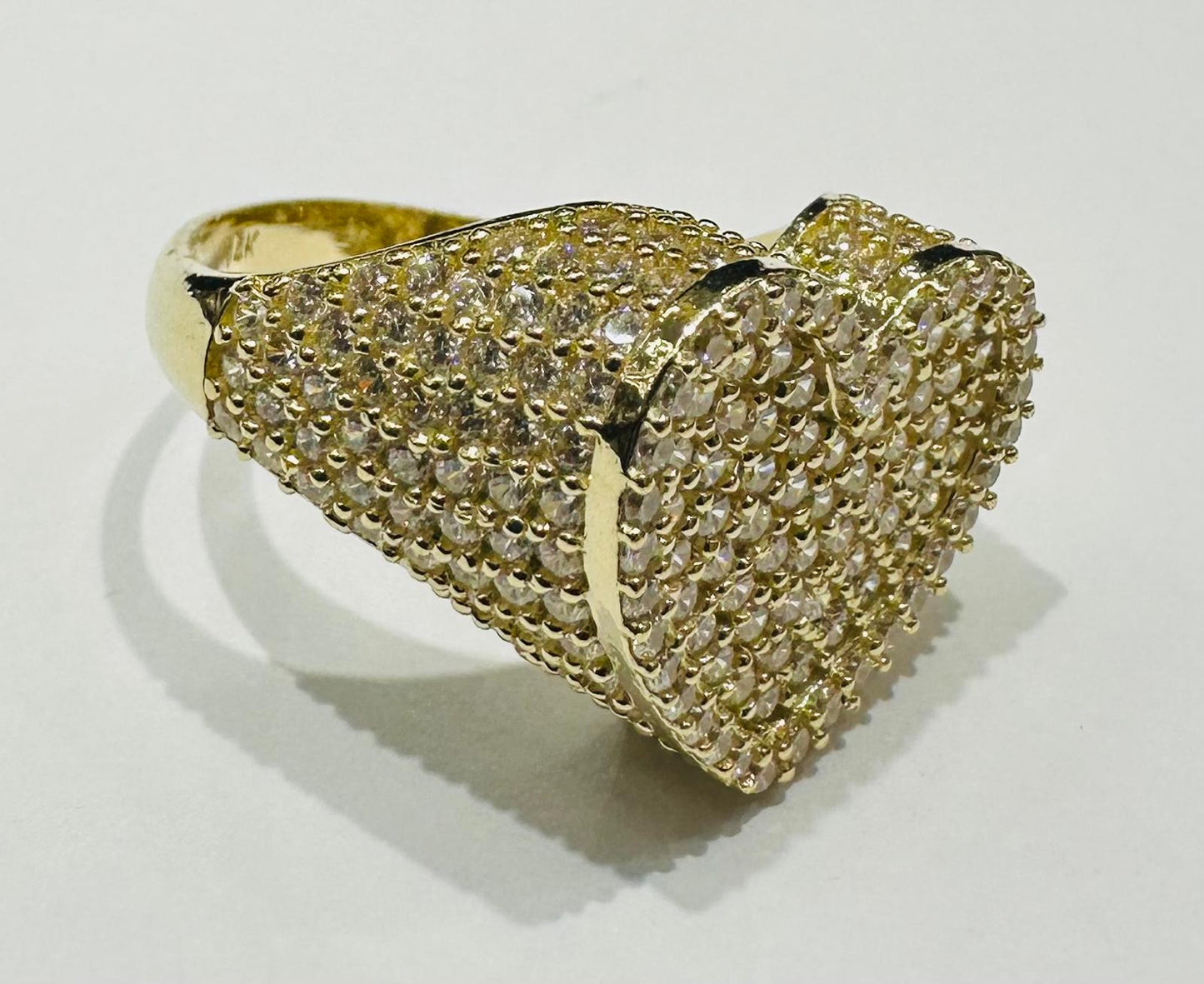 14K GOLD HEART RING - WEIGHT: 6.8gm