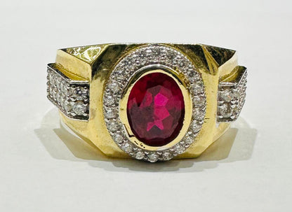 14K GOLD RUBY RING WITH CZ STONES - WEIGHT: 7.0gm