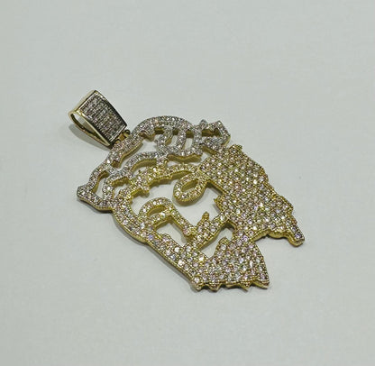 10K GOLD TWO TONED SAINT JESUS PENDANT WITH CZ STONES- WEIGHT: 7.5gm
