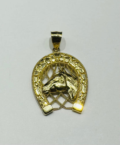 10K GOLD HORSESHOE PENDANT- WEIGHT: 3.1gm