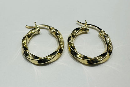 10K GOLD ROUND EARRINGS - WEIGHT: 1.8gm