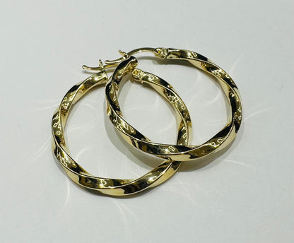 10K GOLD ROUND EARRINGS - WEIGHT: 2.9gm