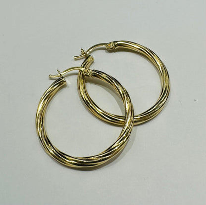 10K GOLD ROUND EARRINGS - WEIGHT: 2.6gm
