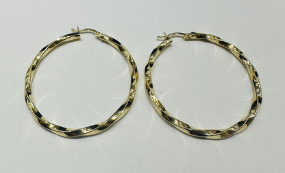 10K GOLD ROUND HOOP EARRINGS - WEIGHT: 4.5gm