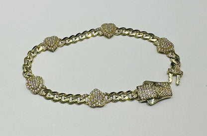 10K GOLD HEART CUBAN LINK CHAIN BRACELET - WEIGHT: 7.5gm