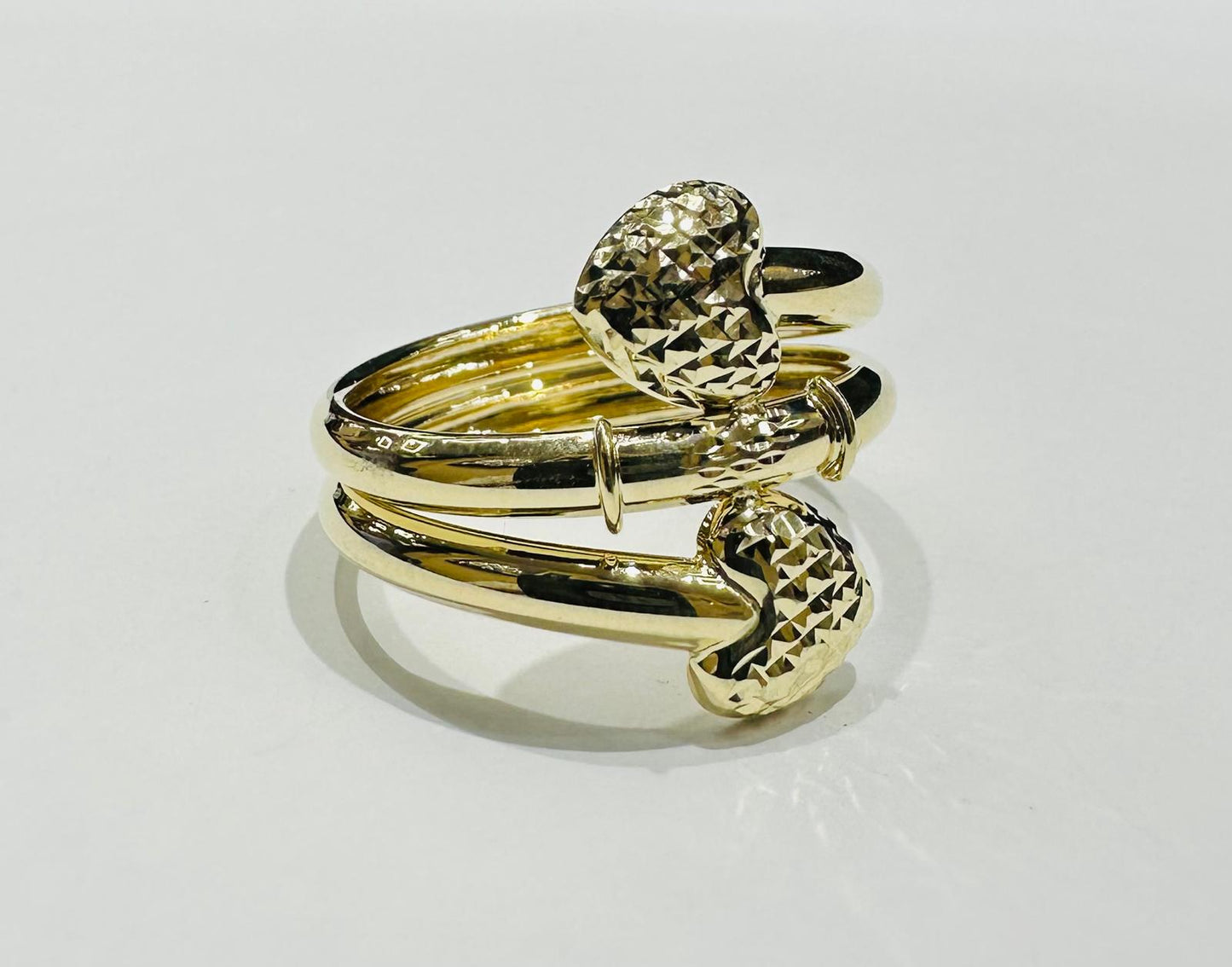 14K GOLD HEART RING- WEIGHT: 1.7gm