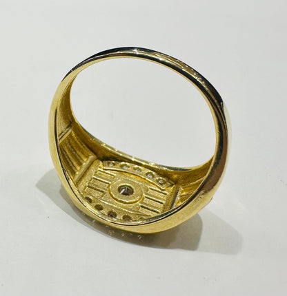 14K GOLD RING WITH CZ STONES- WEIGHT: 5.7gm