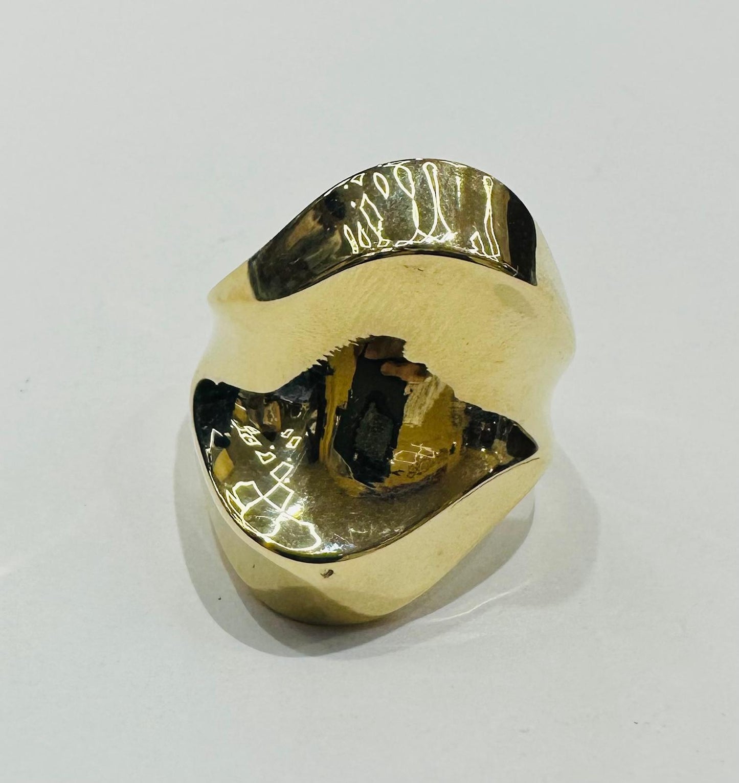 14K GOLD RING- WEIGHT: 2.6gm