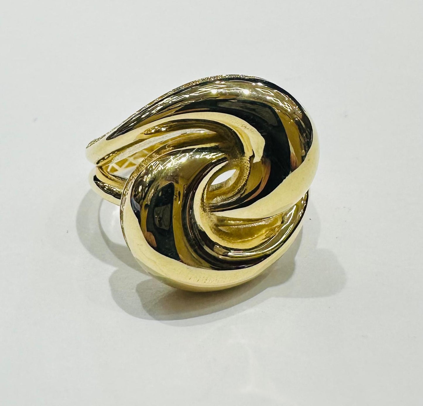 14K GOLD RING- WEIGHT: 4.3gm