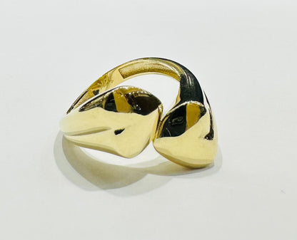 10K GOLD HEART RING- WEIGHT: 2.4gm