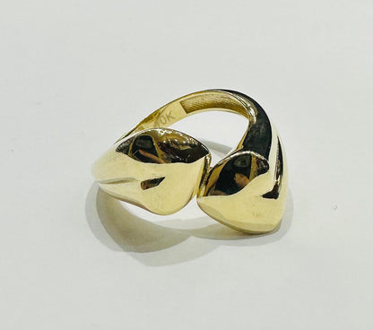 10K GOLD HEART RING- WEIGHT: 2.4gm